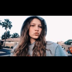 Meet your Posher, Madi